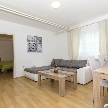 One-bedroom In Apartamento